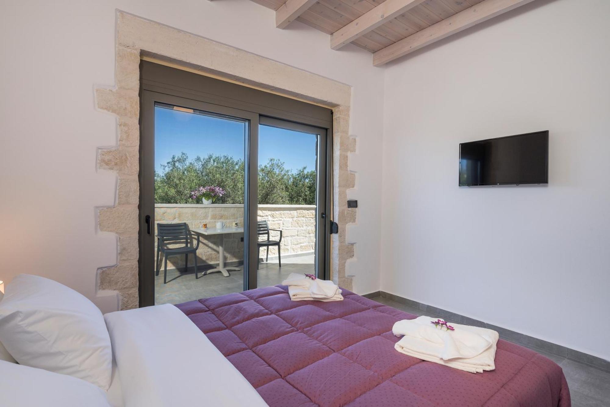 Sun Flower Villas With Sea View Agia Marina Eksteriør billede